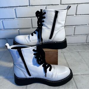 Women's Madden Girl "Kurrt" White & Black Combat Boots Size: 7 1/2 M